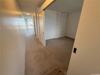 Photo #6: 202516410 Listing