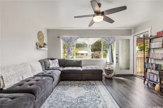 Photo #6: 202516412 Listing