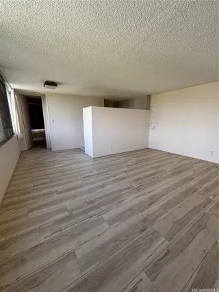 Photo #2: 202516425 Listing 