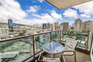 Photo #6: 202516433 Listing 