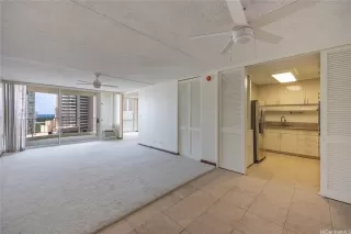 Photo #5: 202516436 Listing 