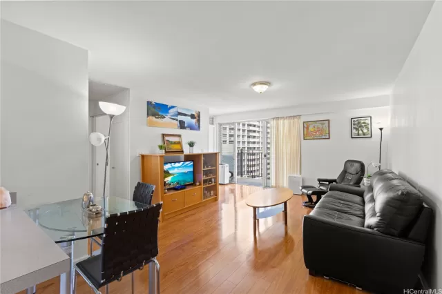 MLS: 202516438 Condo For Sale