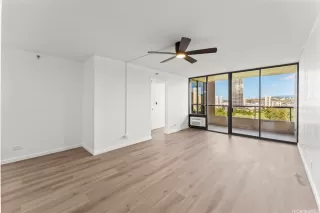 Photo #6: 202516475 Listing