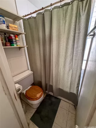 Photo #2: 202516484 Listing 