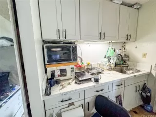 Photo #4: 202516484 Listing 