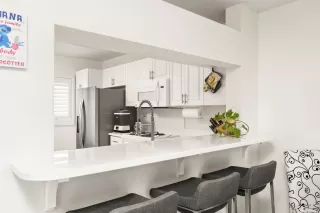 Photo #4: 202516493 Listing 