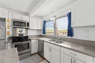 Photo #5: 202516494 Listing 