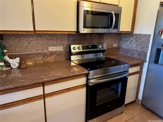 Photo #5: 202516513 Listing 