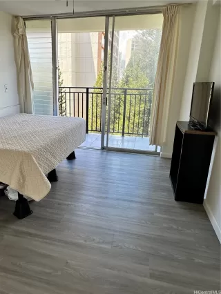 Photo #5: 202516514 Listing 