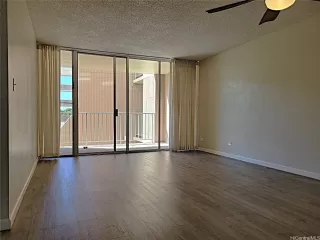 Photo #6: 202516536 Listing 