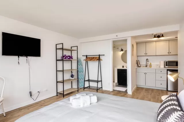 MLS: 202516584 Condo For Sale