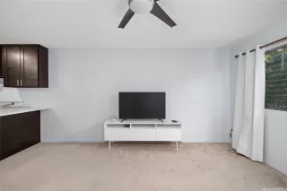 Photo #2: 202516600 Listing