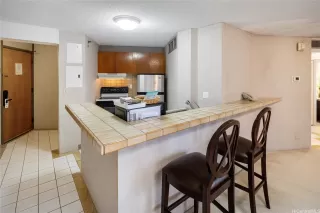 Photo #5: 202516608 Listing 