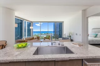 Photo #5: 202516613 Listing 