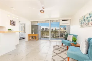 Photo #3: 202516629 Listing 