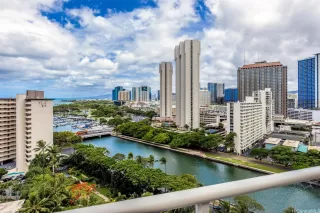 Photo #3: 202516704 Listing 