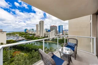 Photo #4: 202516704 Listing 