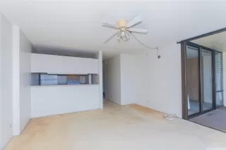 Photo #3: 202516796 Listing