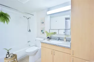 Photo #6: 202516812 Listing 