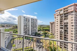 Photo #6: 202516818 Listing 