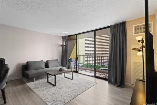 Photo #4: 202516858 Listing 