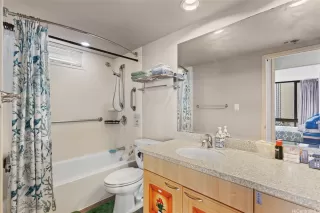 Photo #5: 202516858 Listing 