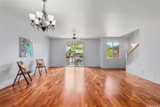 Photo #3: 202516868 Listing