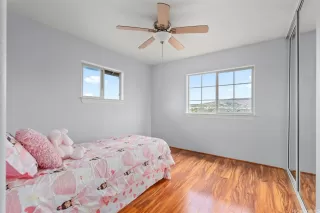 Photo #6: 202516868 Listing