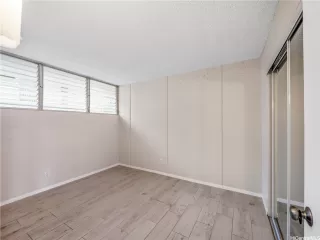 Photo #3: 202516880 Listing 