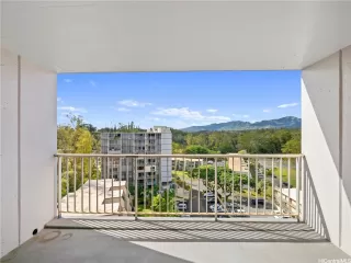 Photo #5: 202516880 Listing 