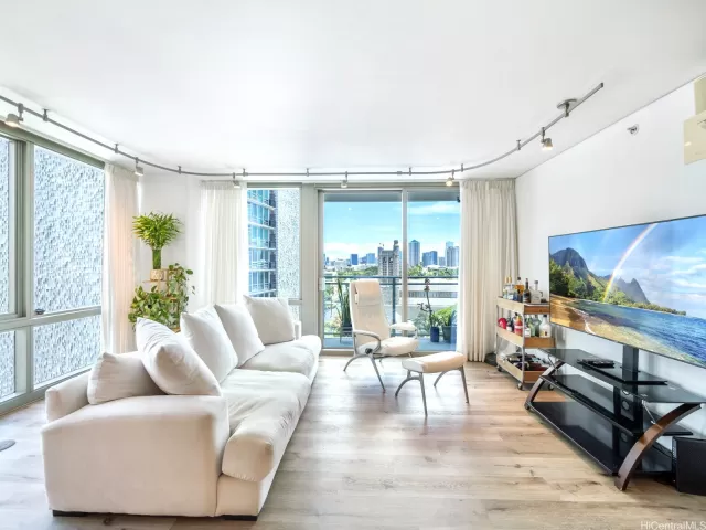 MLS: 202516907 Condo For Sale