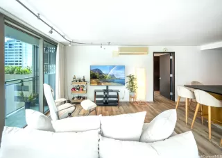 Photo #6: 202516907 Listing 