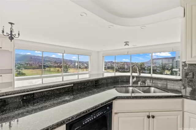 MLS: 202516908 Condo For Sale