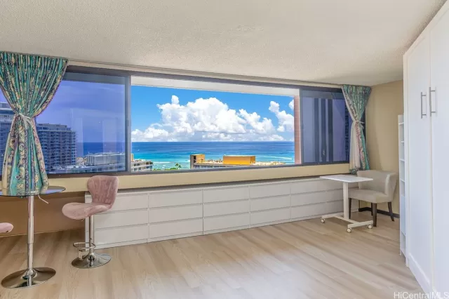 MLS: 202516917 Condo For Sale