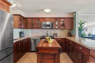 Photo #6: 202516952 Listing 