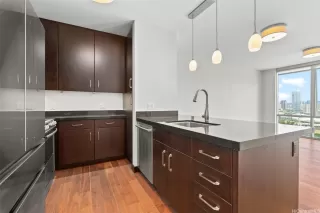 Photo #3: 202516965 Listing