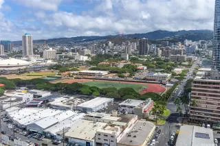 Photo #6: 202516965 Listing