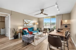 Photo #4: 202516981 Listing 