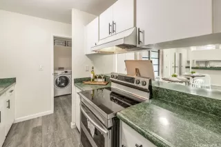 Photo #6: 202516989 Listing 