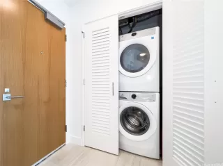 Photo #3: 202517014 Listing 