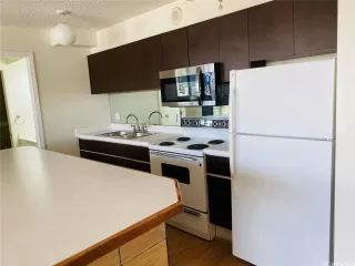 Photo #4: 202517016 Listing 