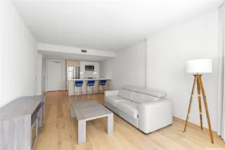 Photo #2: 202517043 Listing 