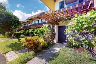More Details about MLS # 202517055 : 444 LUNALILO HOME ROAD 407