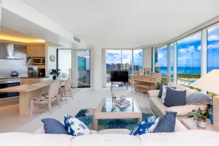 Photo #3: 202517065 Listing 