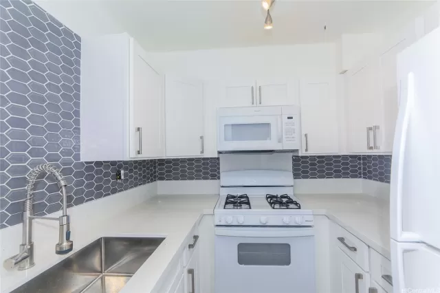 MLS: 202517092 Condo For Sale