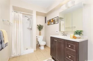 Photo #6: 202517094 Listing