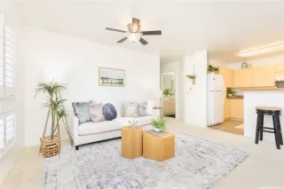 Photo #2: 202517115 Listing 