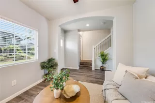 Photo #2: 202517121 Listing 