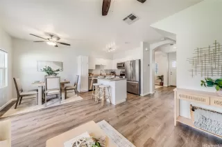 Photo #6: 202517121 Listing 