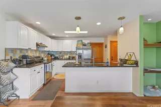 Photo #2: 202517153 Listing